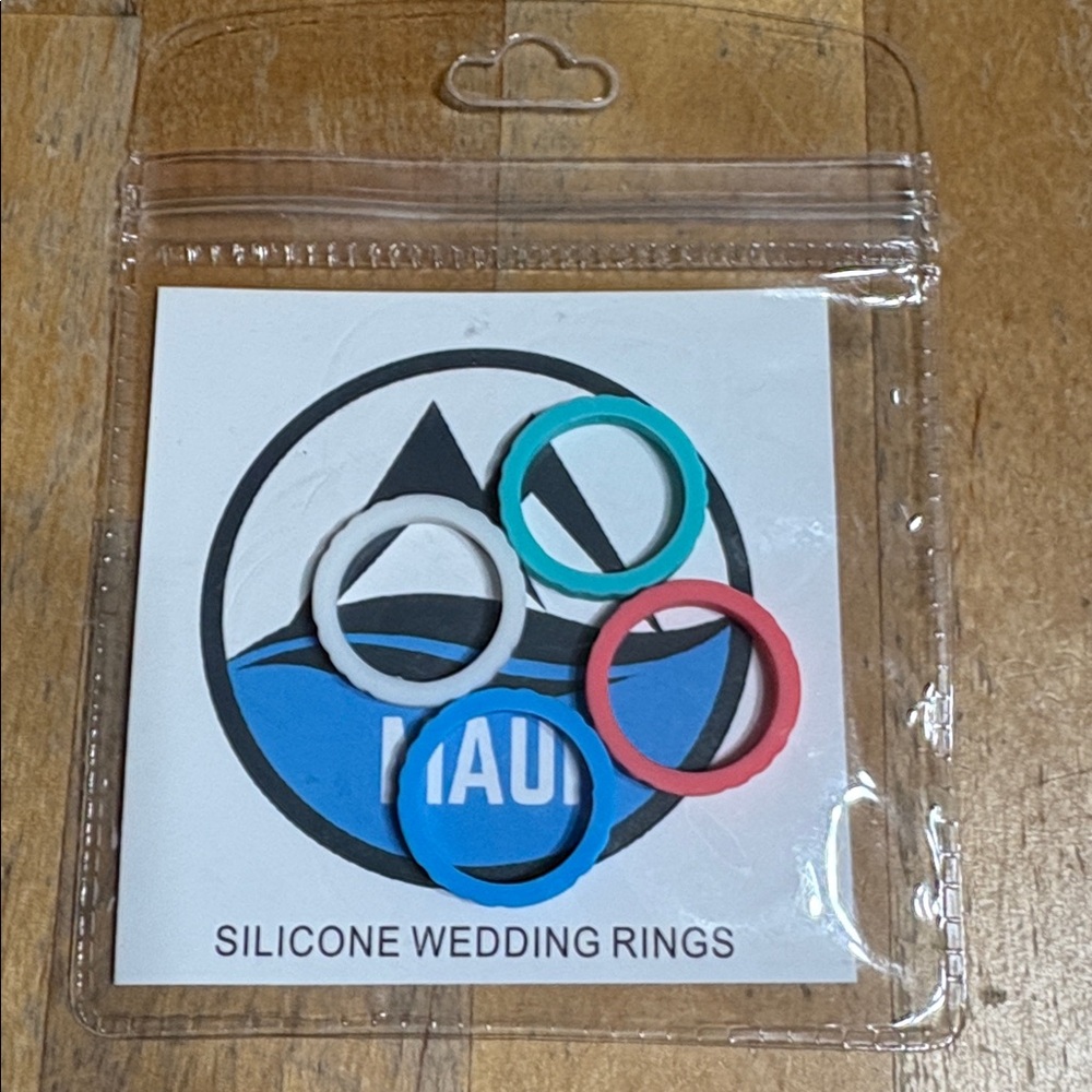 NWT Maui Silicone Wedding Rings Set Size 5